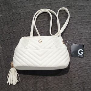 Beutiful Guess quilted crossbody bag
